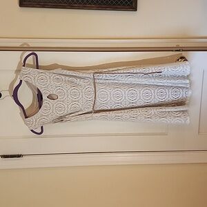 Lace casual dress with tan leather belt